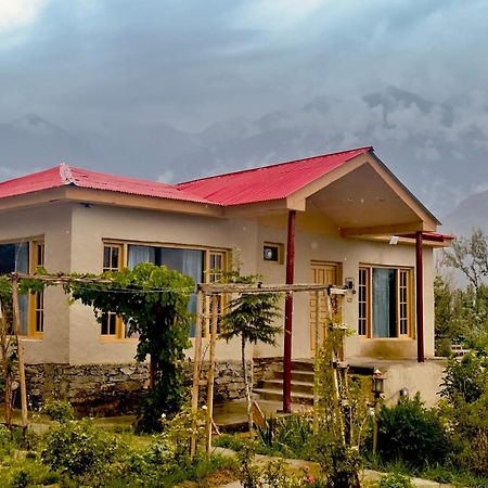 Orgventure Resorts Skardu Bagian luar foto